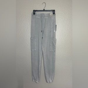 Forever 21 cargo sweat pants size XS Gray